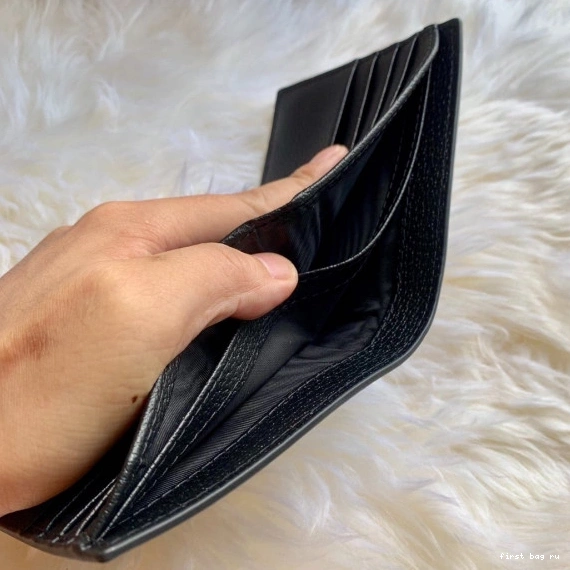 First bag ru WALLET GUCCI 0812